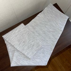 Wunder Under High-Rise Tight 25"